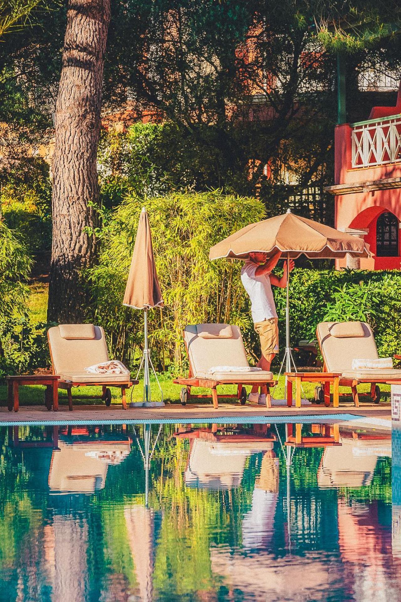 Hotel Domaine De L'Astragale Gassin Esterno foto